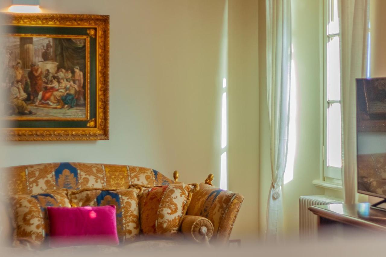 Apartamento Aglaia Luxury Lake View By Wonderful Italy Abbadia Lariana Exterior foto